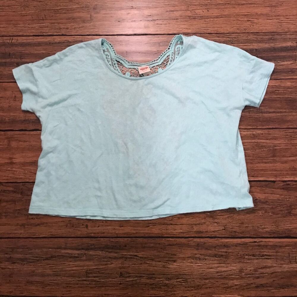 Mossimo Mint Green Crop Top Lace V Back Short Sleeve Casual Tee Size Medium